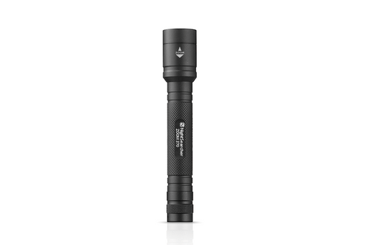 zoom-370-spot-to-flood-flashlight-370-lumens